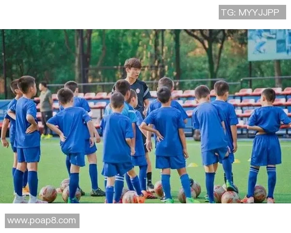 足球场上的公敌：引发争议的球星们